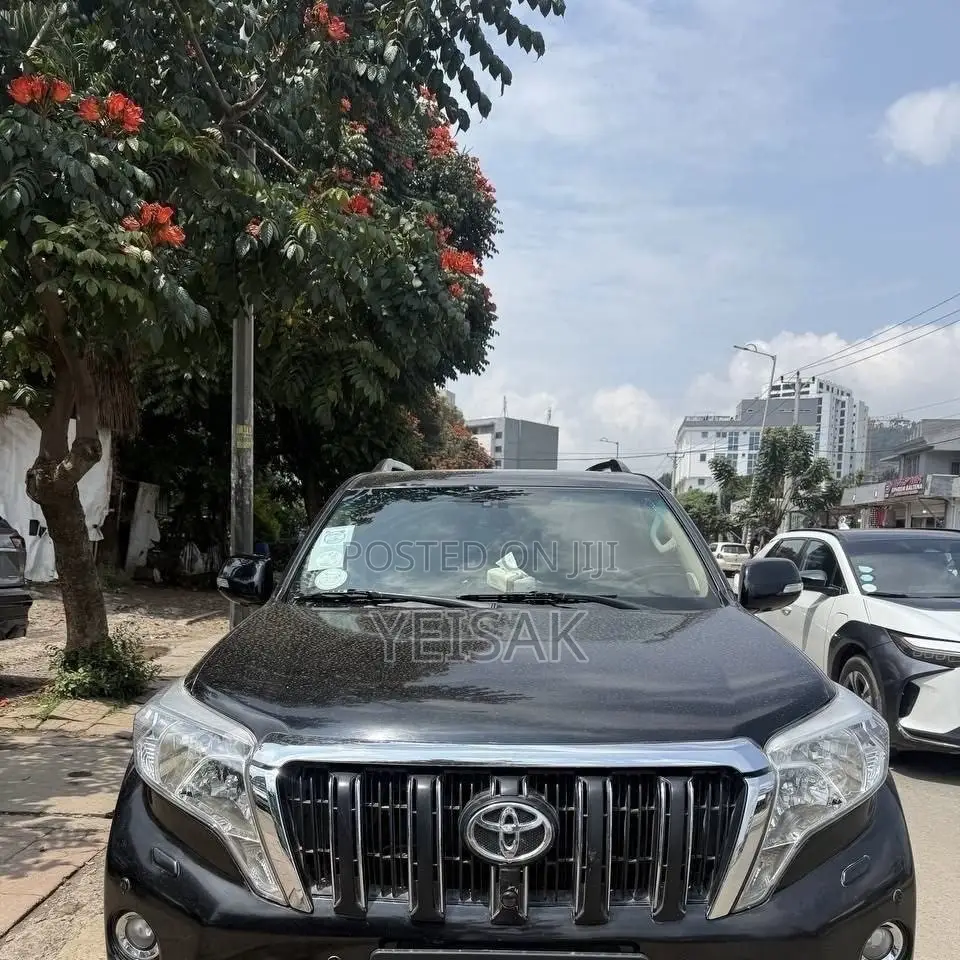 Toyota Land Cruiser 2014 Black