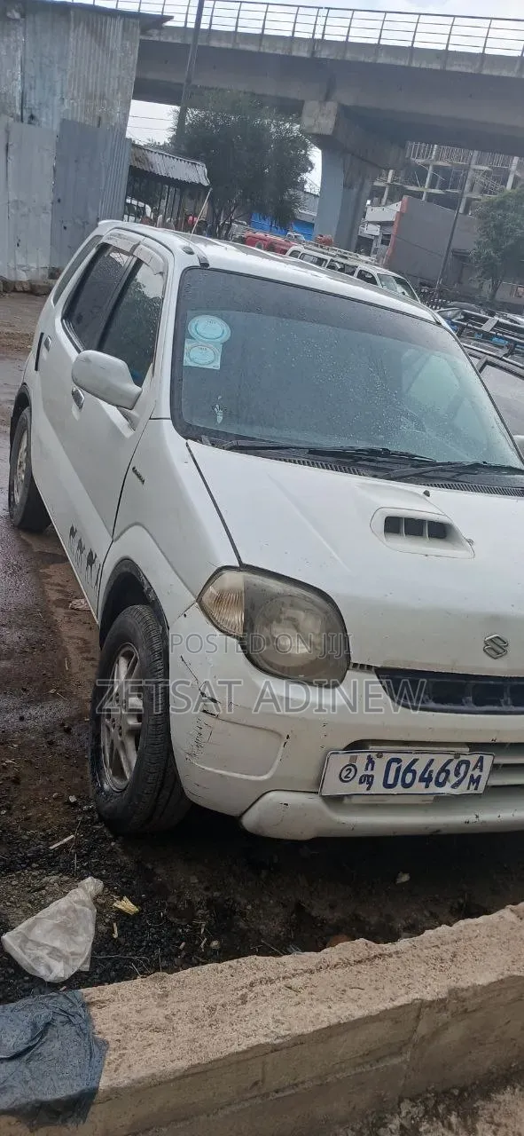 Suzuki Kei 2003 White