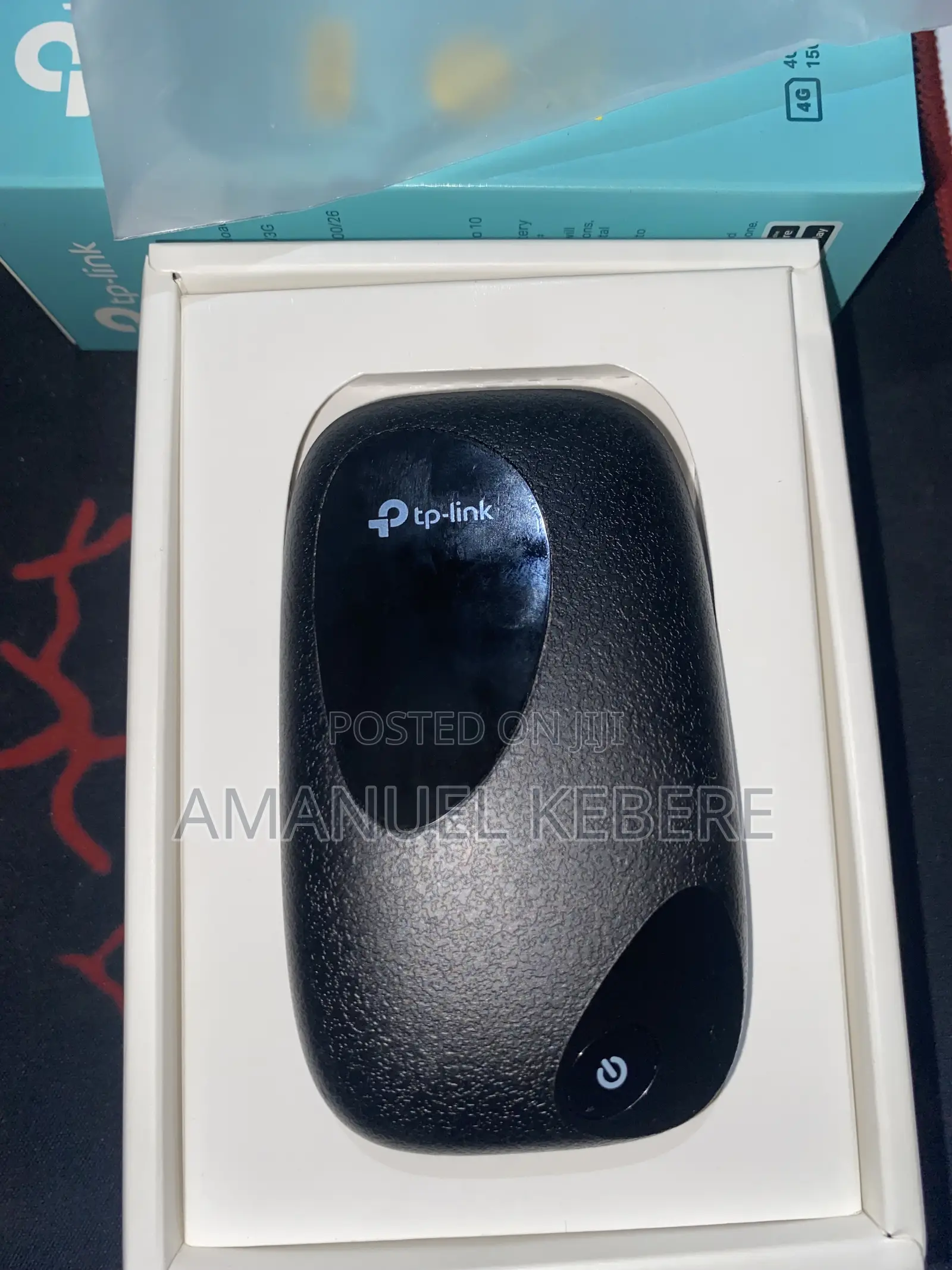 TP Link Portable WiFi Router M7200