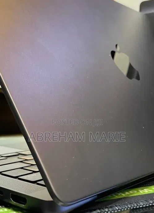 New Laptop Apple MacBook Pro 2024 M4 Max 48GB Apple M4 Max SSD 2T