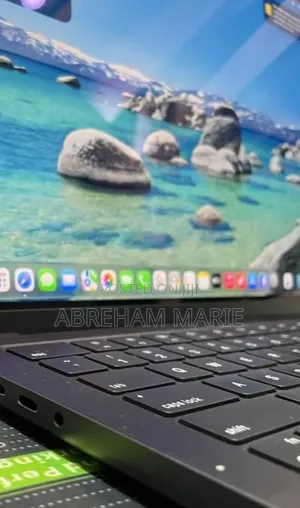 New Laptop Apple MacBook Pro 2024 M4 Max 48GB Apple M4 Max SSD 2T