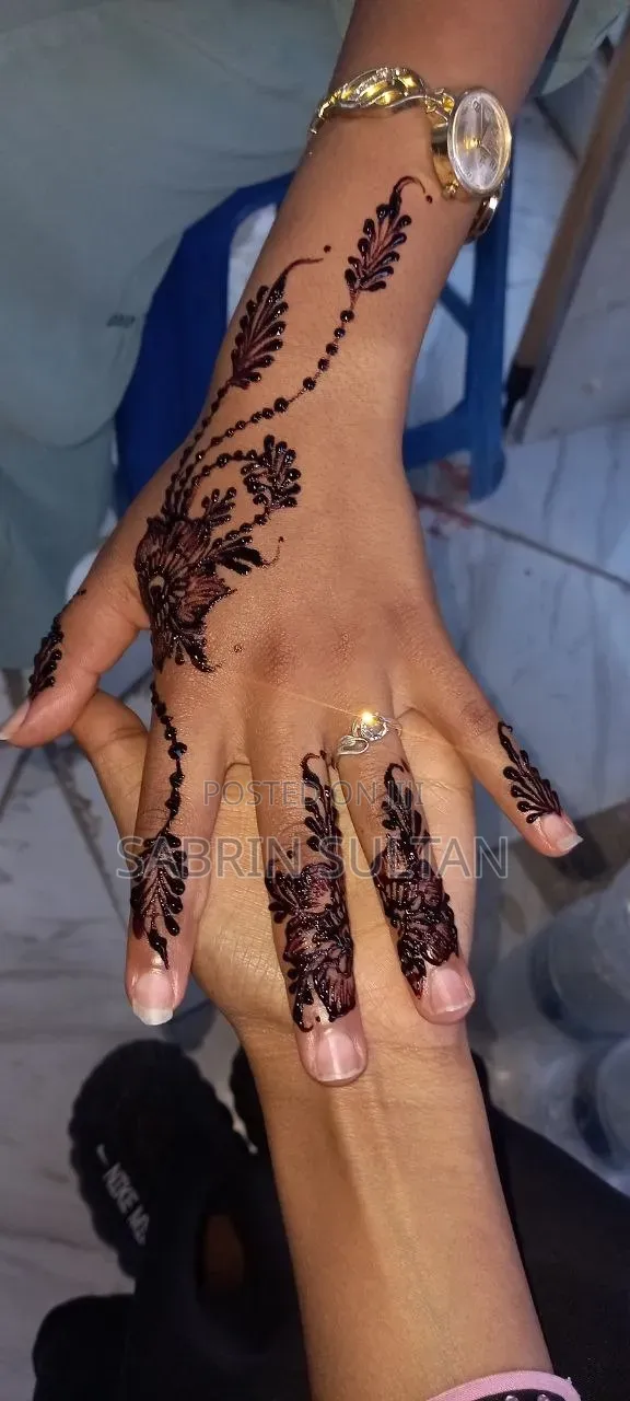 Henna by Sase