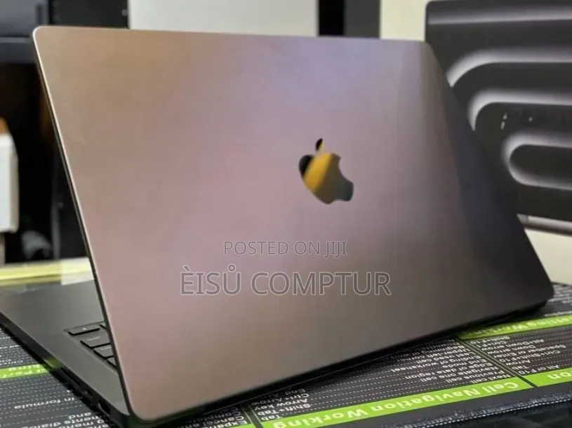 New Laptop Apple MacBook Air 2025 M4 48GB Apple M4 SSD 2T