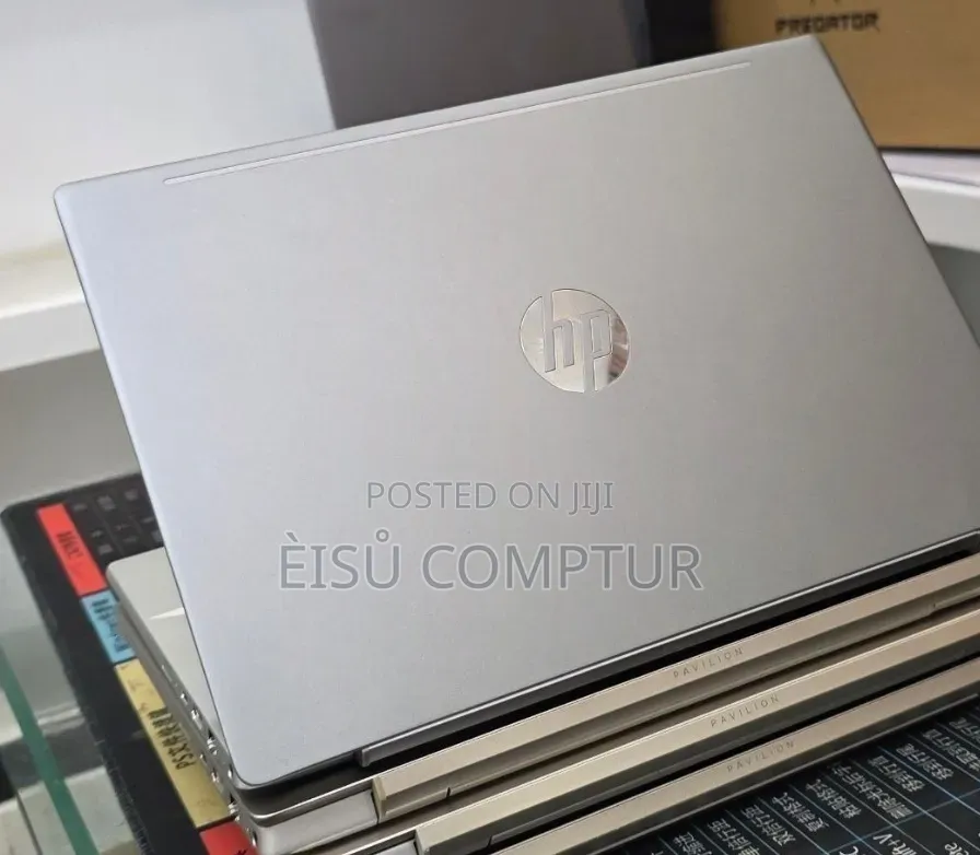 New Laptop HP Pavilion 15 8GB Intel Core i5 SSD 512GB