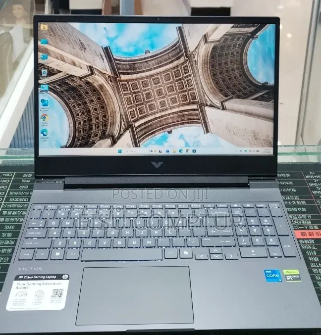 New Laptop HP Victus 16 16GB Intel Core i5 SSD 512GB