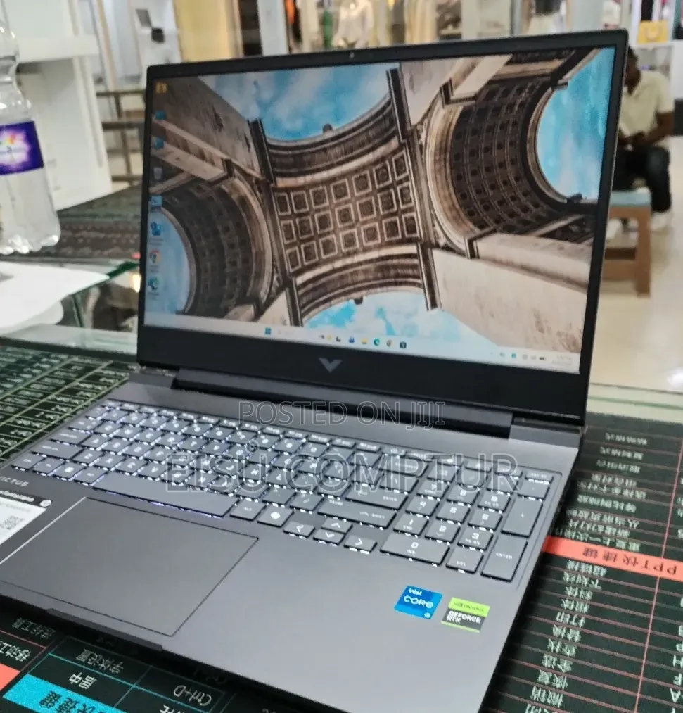 New Laptop HP Victus 16 16GB Intel Core i5 SSD 512GB