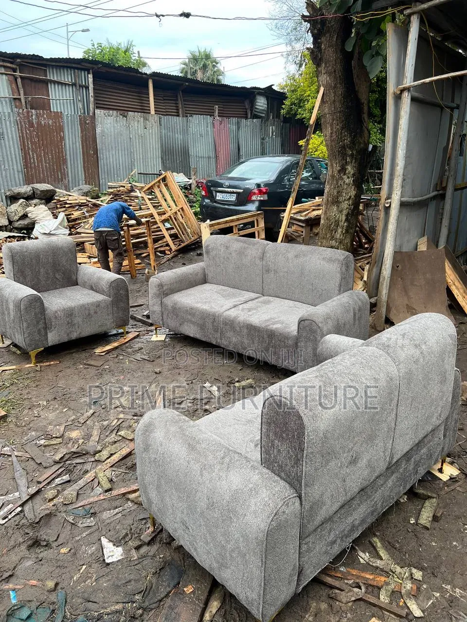 Elegant Sofa Set