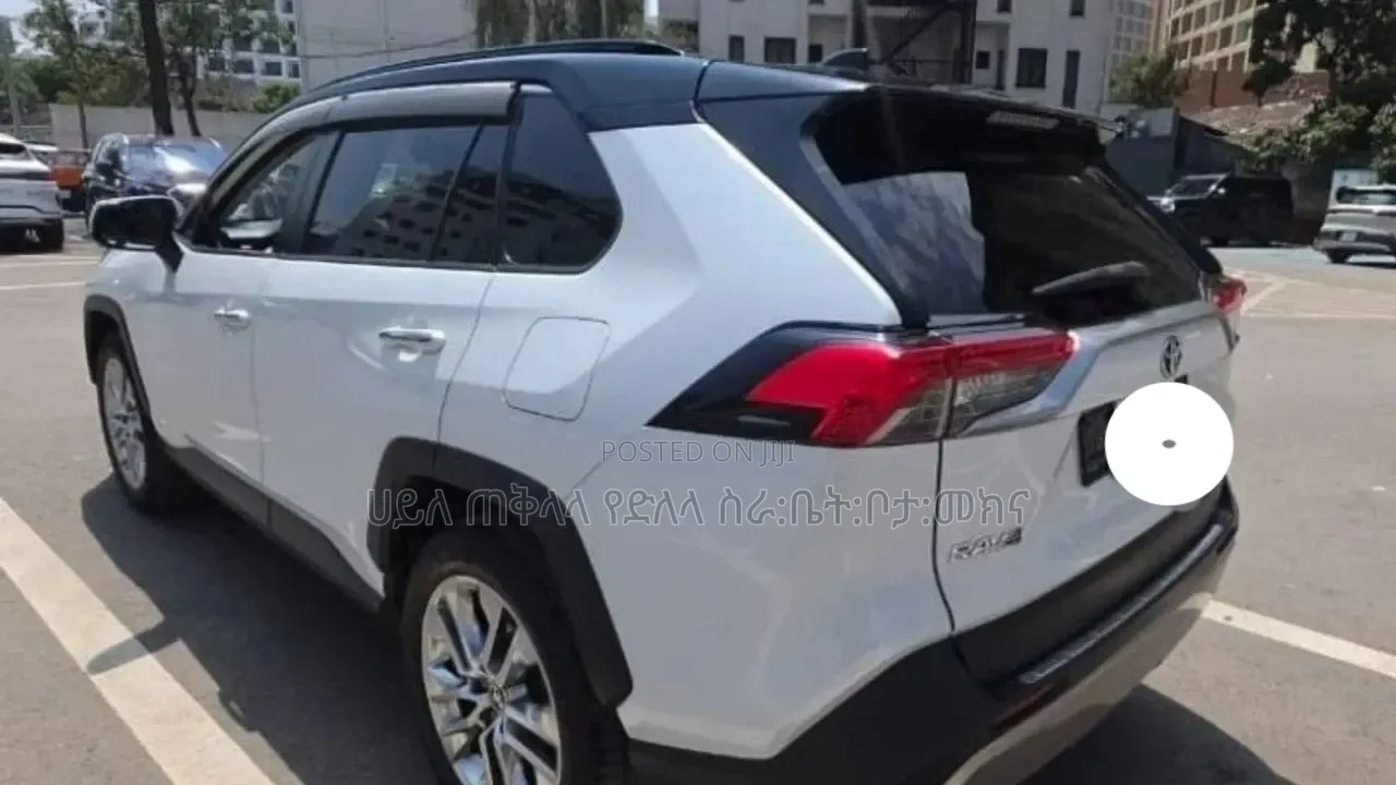 Toyota RAV4 Prime 2023 White