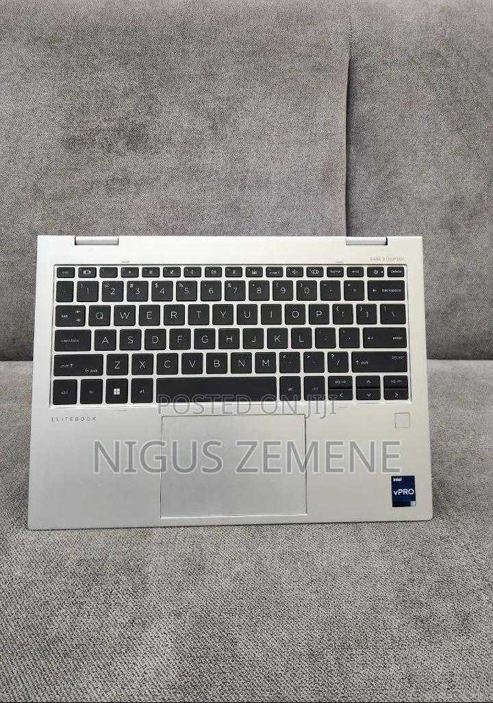 New Laptop HP EliteBook 830 16GB Intel Core i7 SSD 512GB