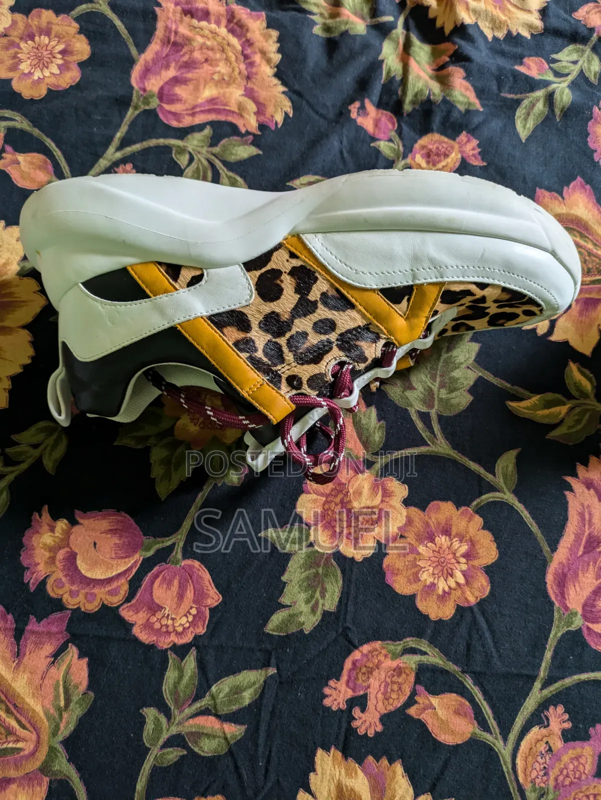 Womens Shoes
