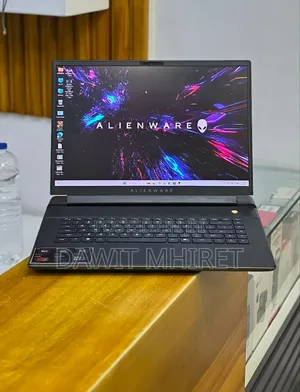 New Laptop Alienware X16 r1 16GB Intel Core i9 SSD 1T