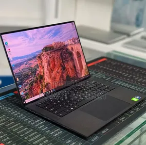 New Laptop Dell Precision 5560 16GB Intel Core i9 SSD 512GB