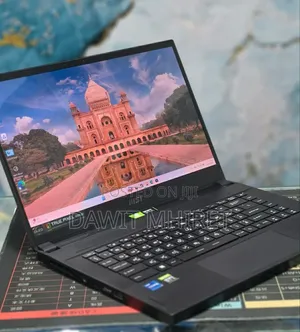 New Laptop MSI Katana 15 32GB Intel Core i7 SSD 128GB