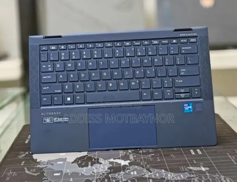 New Laptop HP Dragonfly Folio 16GB Intel Core i7 SSD 512GB