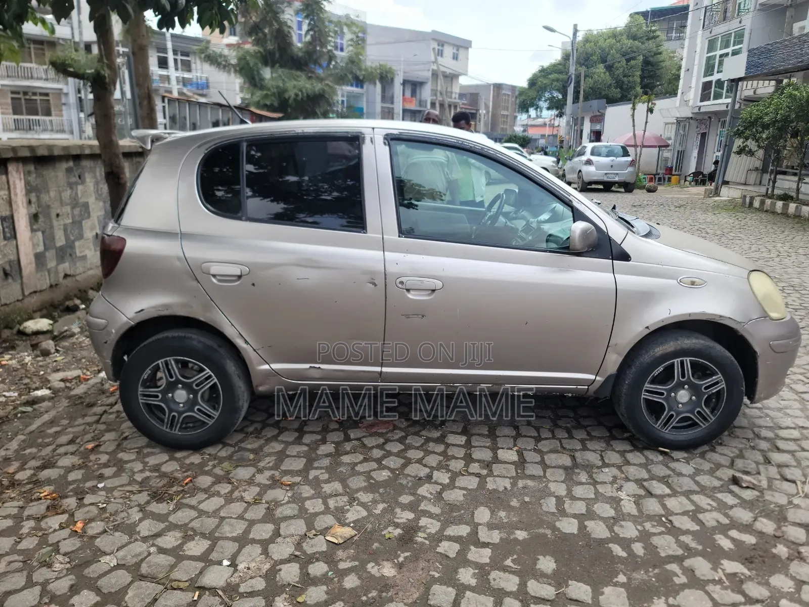 Toyota Vitz 2004 Gray