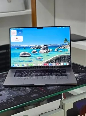 New Laptop Apple MacBook Pro 2022 M2 16GB Intel Core M2 SSD 512GB