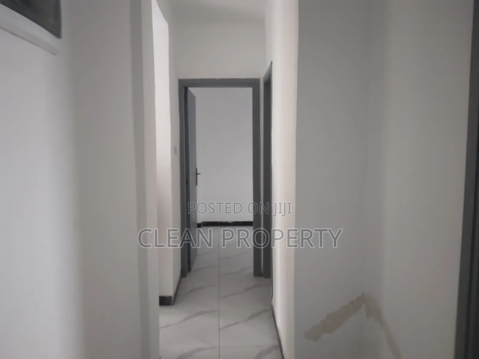 2bdrm House in Ckean Properties, Bole for rent