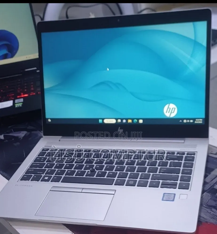 New Laptop HP EliteBook 840 G5 16GB Intel Core i7 SSD 512GB