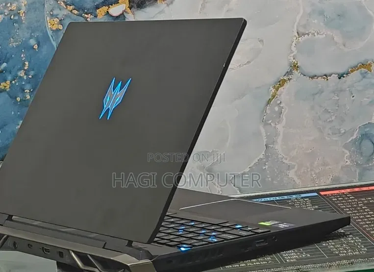 New Laptop Acer Predator Helios 300 16GB Intel Core i9 SSD 512GB