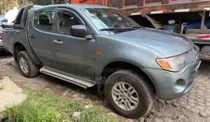 Mitsubishi L200 2007 Matt Black