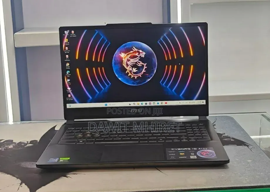 New Laptop MSI Cyborg 15 16GB Intel Core i7 SSD 1T