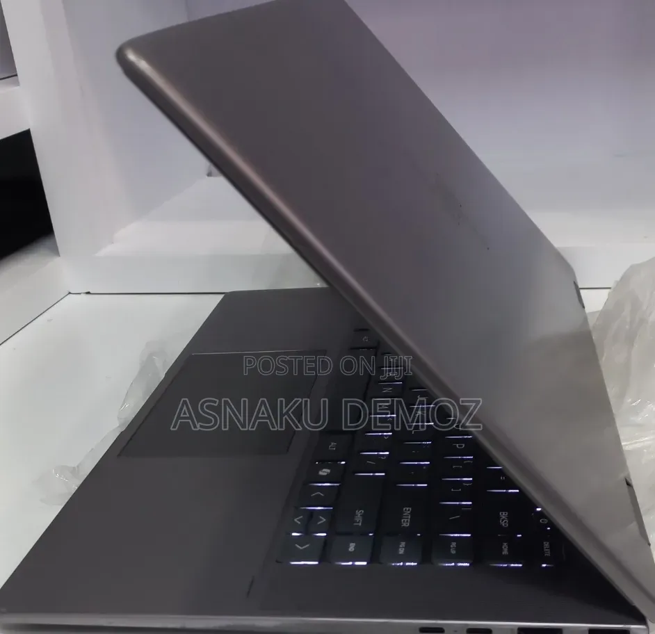 New Laptop HP Envy x360 16GB Intel Core Ultra 7 SSD 512GB