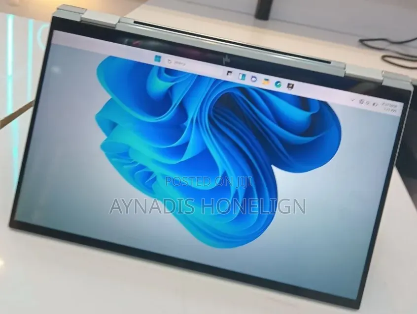 New Laptop HP EliteBook 1040 G8 16GB Intel Core i5 SSD 512GB