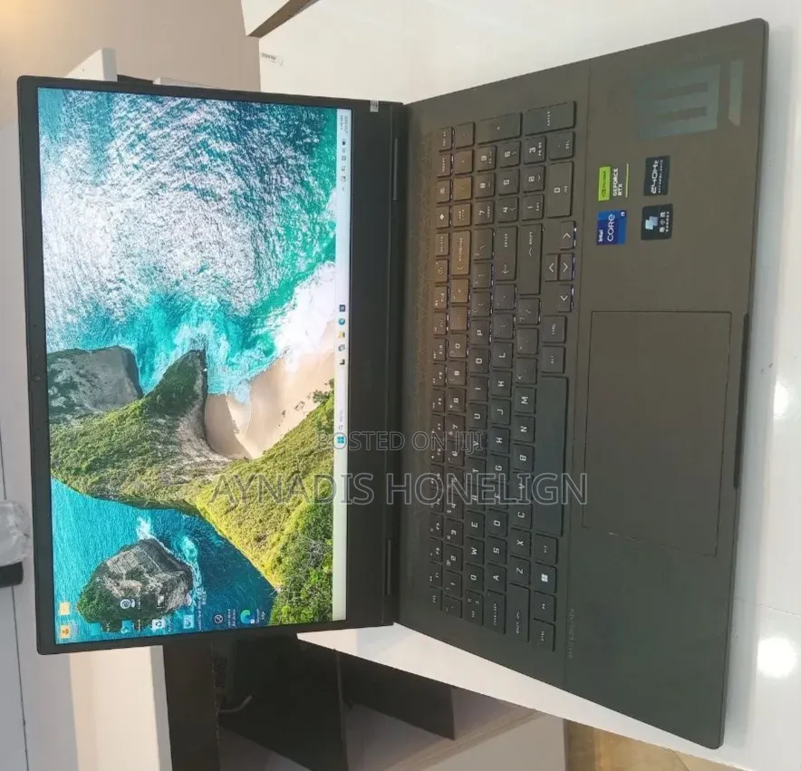 New Laptop HP Omen 16 16GB Intel Core i9 SSD 1T