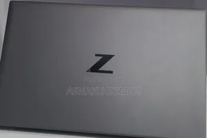 New Laptop HP ZBook Firefly G8 16GB Intel Core i7 SSD 512GB