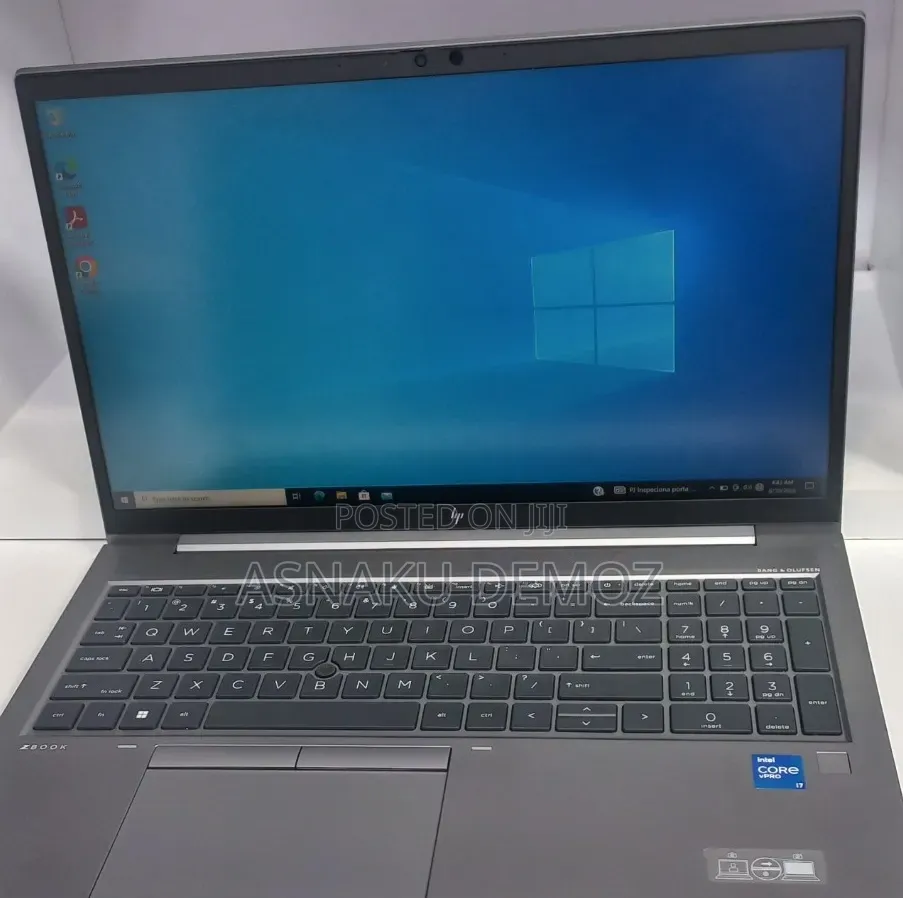 New Laptop HP ZBook Firefly G8 16GB Intel Core i7 SSD 512GB