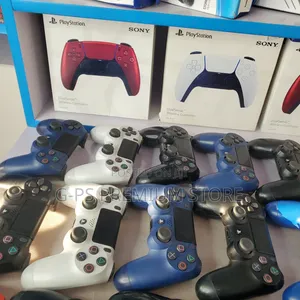 PlayStation 4 Original Joystick | Dubai Used | በፈለጉት ከለር