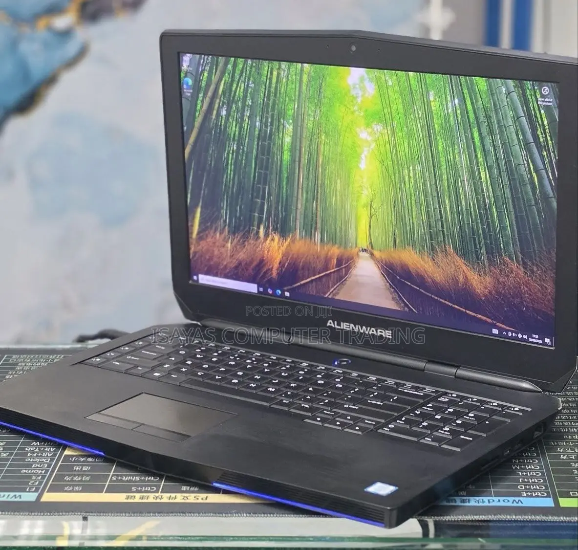 Laptop Dell Allienware M18 R1 8GB Intel Core i7 SSD 256GB