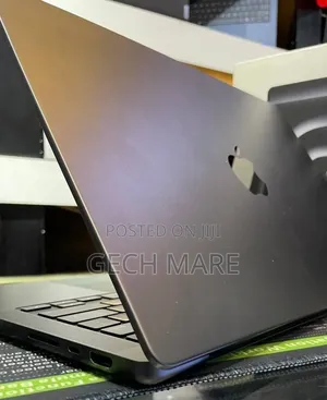 New Laptop Apple MacBook Pro 2024 M4 48GB Apple M4 Pro SSD 2T
