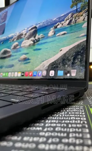 New Laptop Apple MacBook Pro 2024 M4 48GB Apple M4 Pro SSD 2T