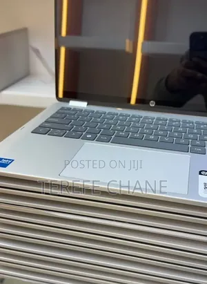 New Laptop HP OmniBook 7 14" 16GB Intel Core 7 SSD 512GB
