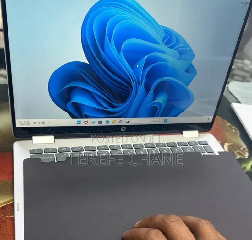 New Laptop HP OmniBook 7 14" 16GB Intel Core 7 SSD 512GB