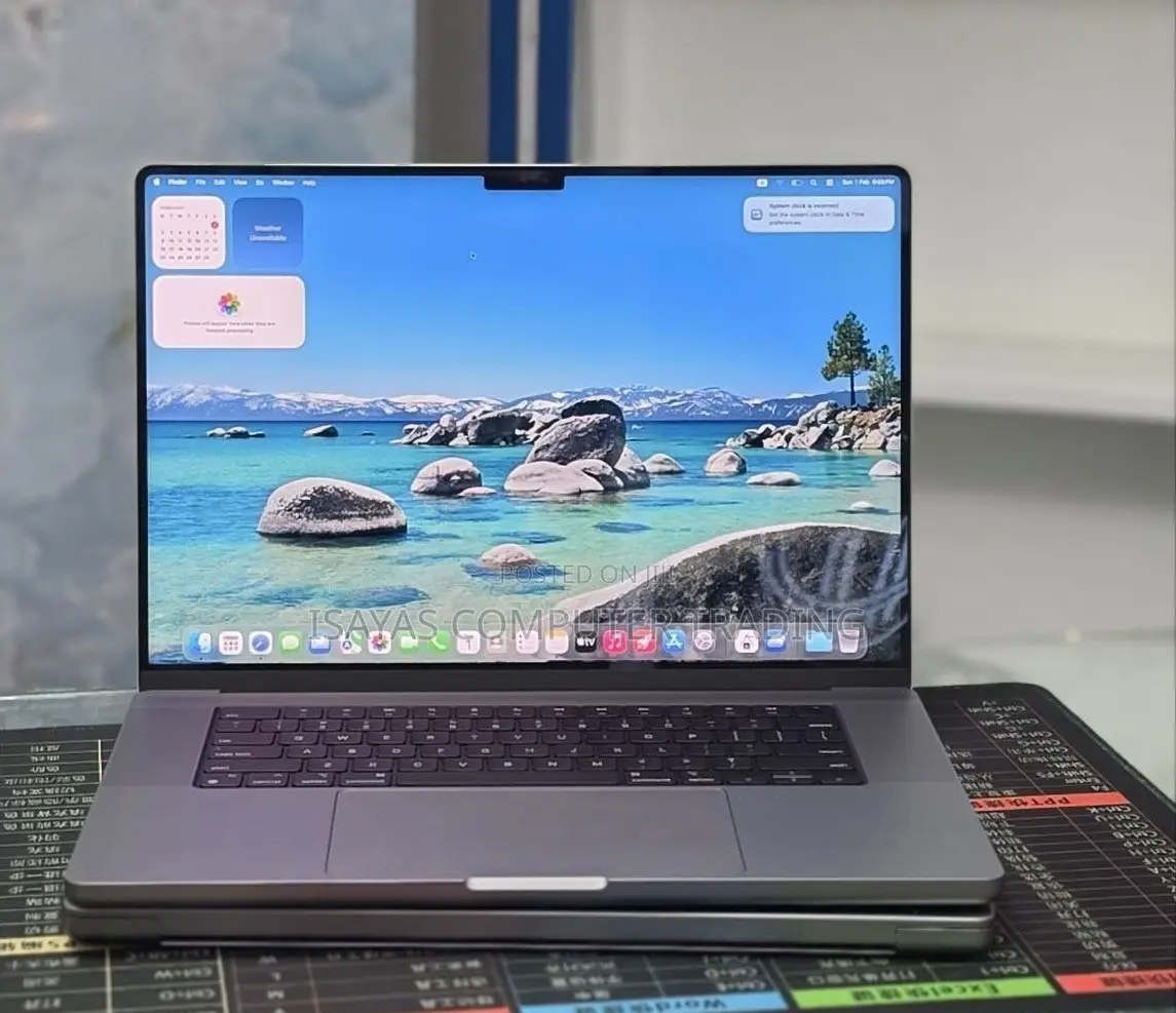 New Laptop Apple MacBook Pro 2021 M1 Max 32GB Apple M1 Max SSD 1T