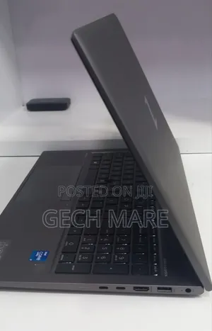 New Laptop HP ZBook 14u G4 16GB Intel Core i7 SSD 512GB
