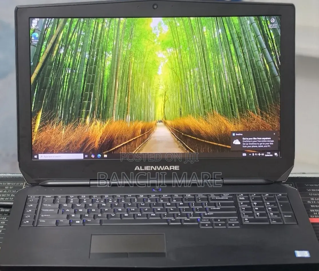 New Laptop Alienware 17 R3 8GB Intel Core i7 SSD 256GB