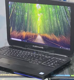 New Laptop Alienware M17 R3 8GB Intel Core i7 SSD 256GB