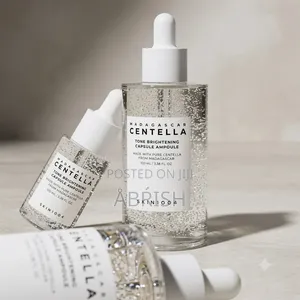 SKIN1004 Madagascar Centella Tone Brightening Capsule Ampoule