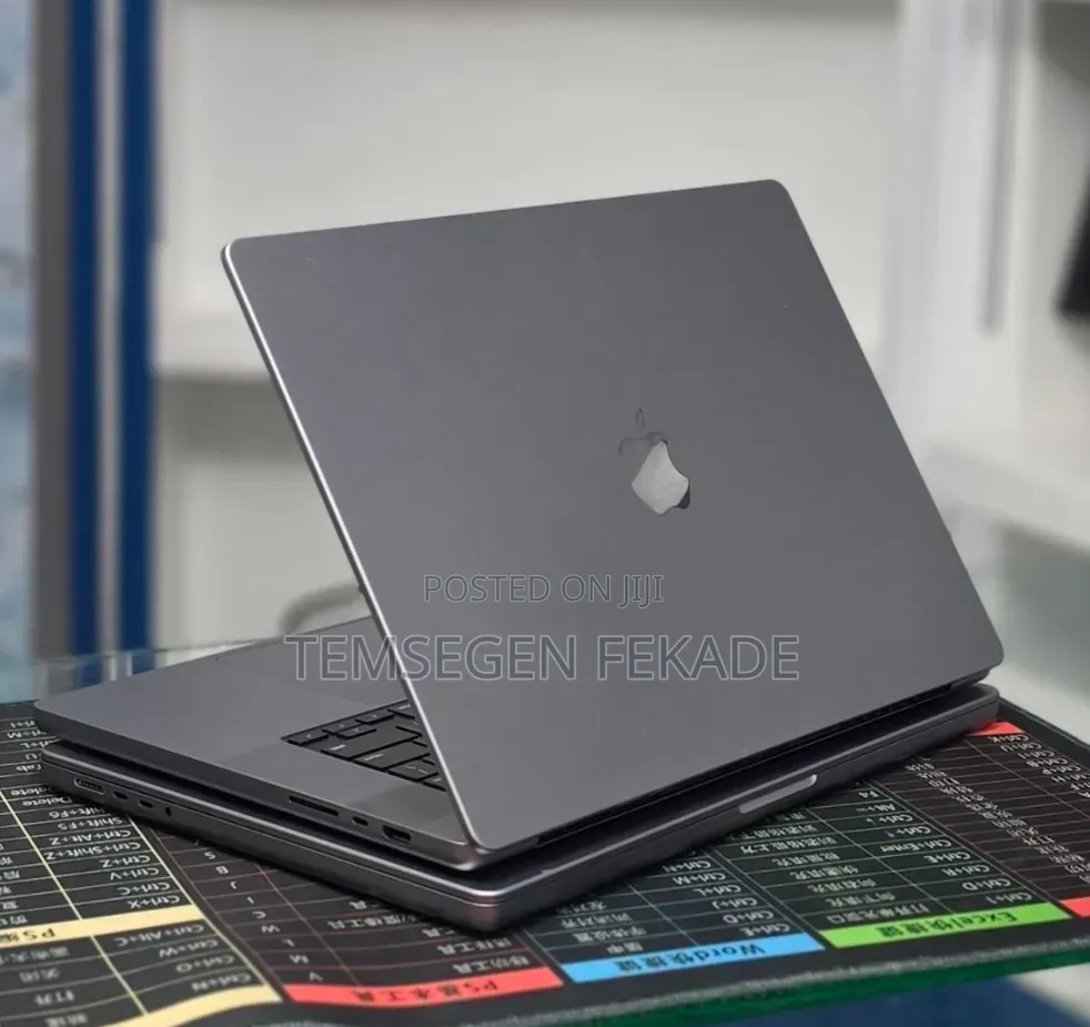 New Laptop Apple MacBook Pro 2021 M1 Max 32GB Apple M1 Max SSD 1T
