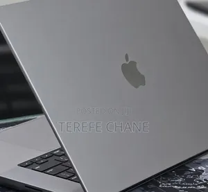 New Laptop Apple MacBook Pro 2023 M2 16GB Apple M2 SSD 512GB