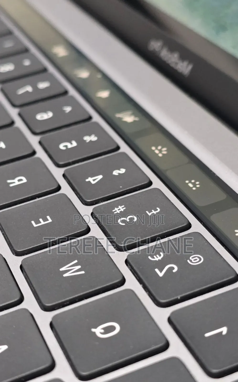 New Laptop Apple MacBook Pro 2020 M1 8GB Apple M1 Pro SSD 512GB