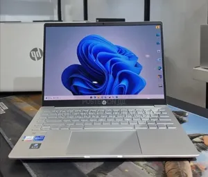 New Laptop HP Pavilion 10 16GB Intel Core i5 SSD 512GB