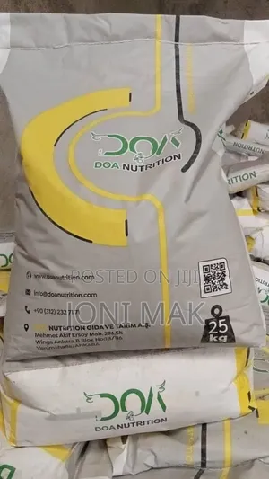 የዶሮ (የእንቁላል ጣይ ዶሮዎች) የመኖ ማሟያ (Premix) ነው።