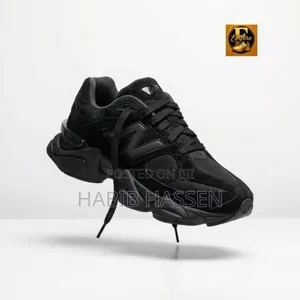 New Balance 9060 Triple Black