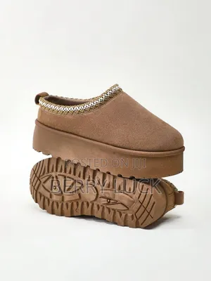 Uggs Shoes