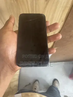Apple iPhone 11 64 GB Black