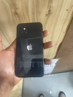 Apple iPhone 11 64 GB Black